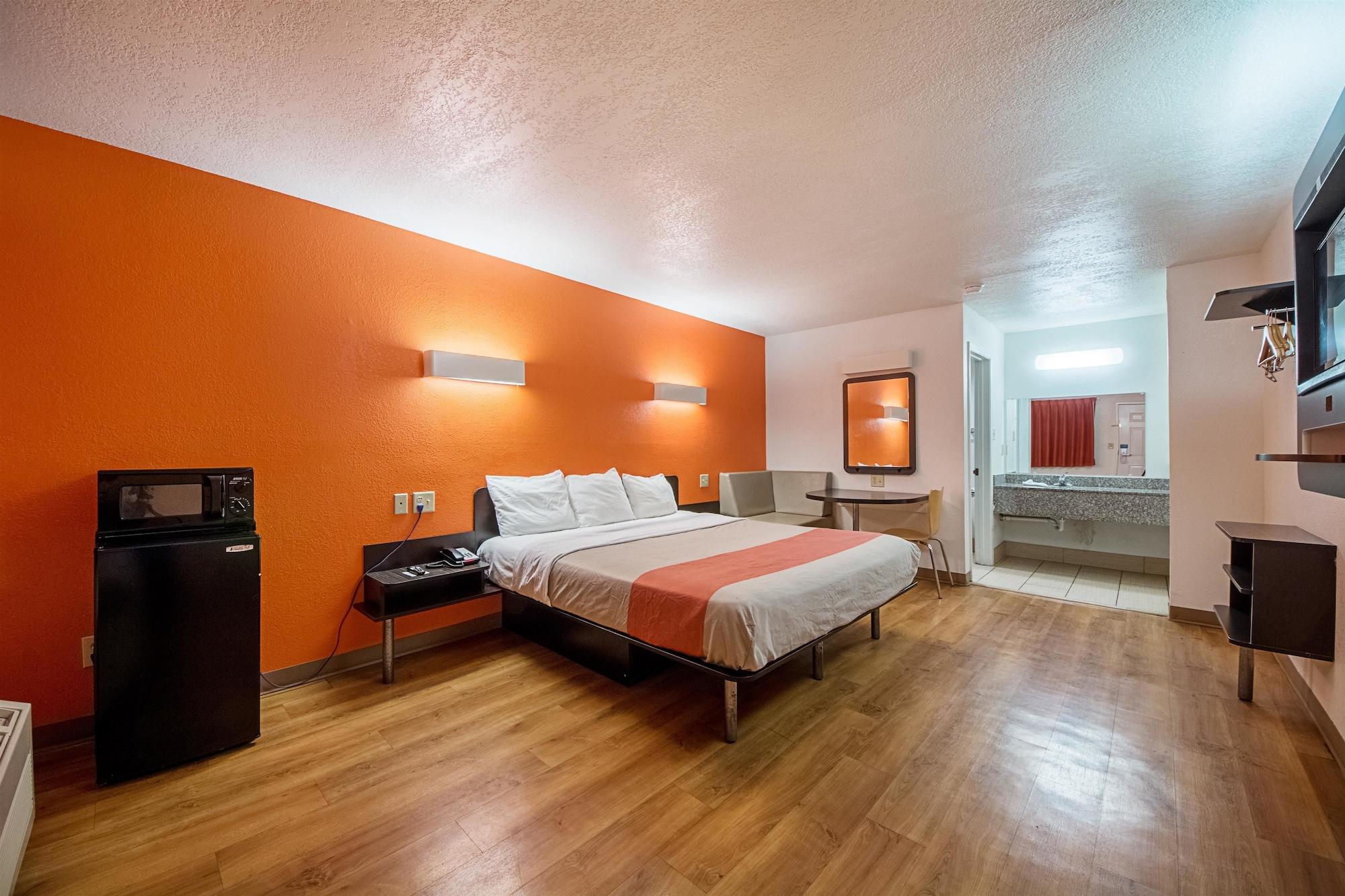 Motel 6-San Antonio, Tx - Fiesta Trails Exterior photo
