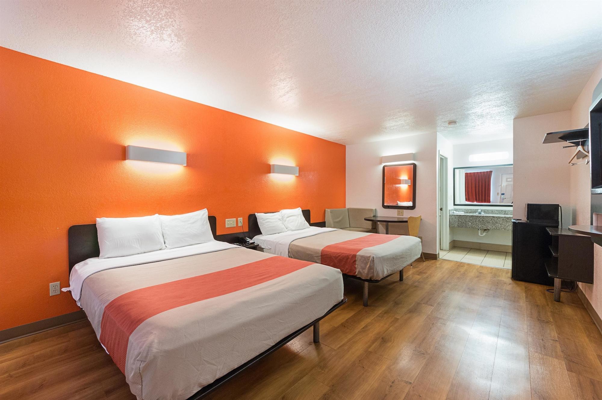 Motel 6-San Antonio, Tx - Fiesta Trails Exterior photo