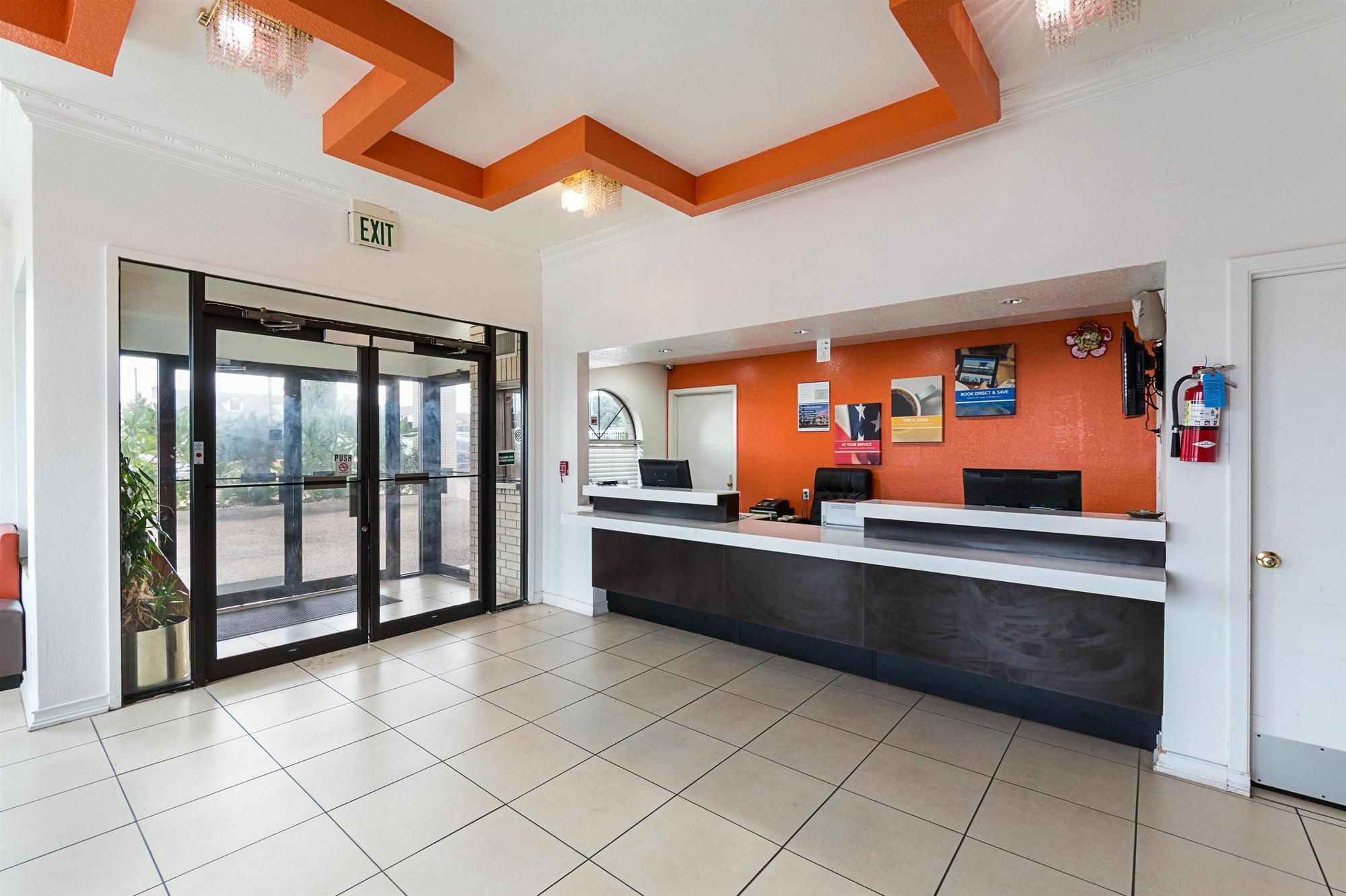 Motel 6-San Antonio, Tx - Fiesta Trails Exterior photo